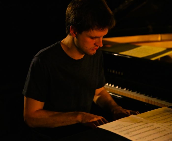 Connor McAneny – Piano Lessons
